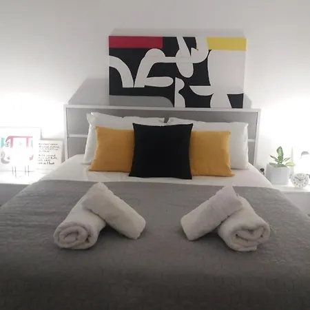 Nera's View アパート