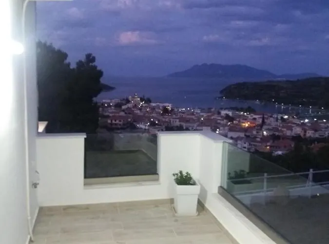 Nera's View * Epidaurus