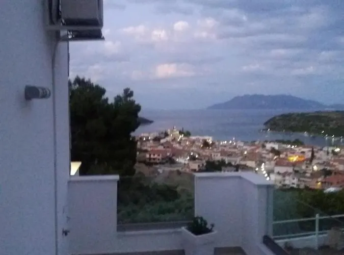 Nera's View * Epidaurus